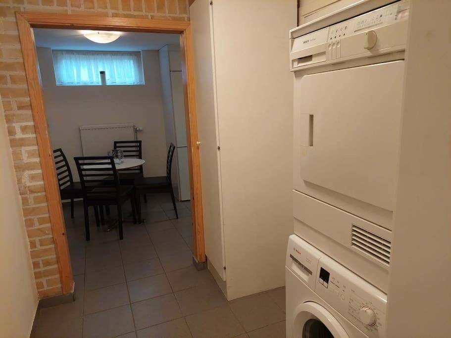 Laegenhet Pa Landet Naera Stan Apartment Jonsered Exterior photo