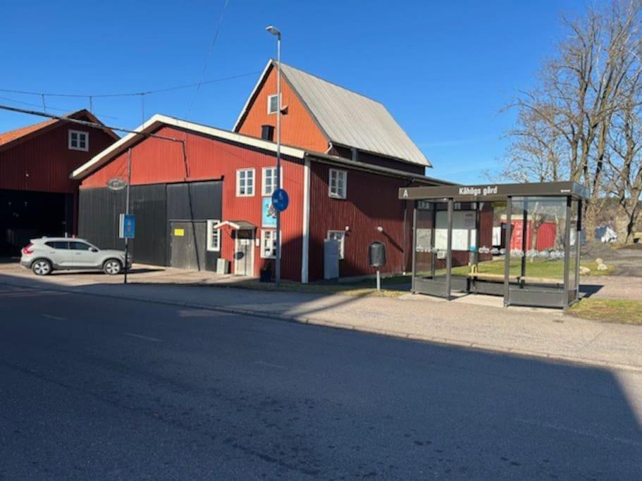 Laegenhet Pa Landet Naera Stan Apartment Jonsered Exterior photo
